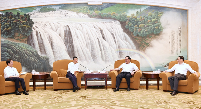 阿里、上海戰(zhàn)略合作 云計(jì)算助力超大城市精細(xì)化治理