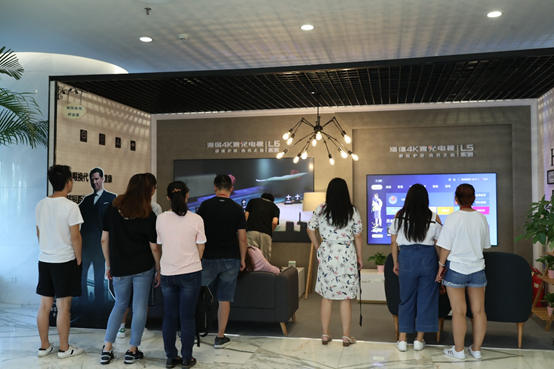 數(shù)據(jù)搶眼！激光電視成當(dāng)前彩電市場(chǎng)新活力