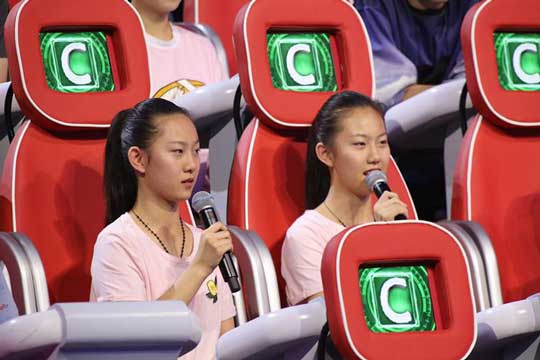 《加油！向未來》賽制輪題變搶題博士惜敗14歲學生