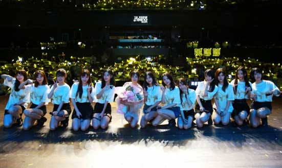 SNH48黃婷婷生日會溫情落幕 燃動青春光火
