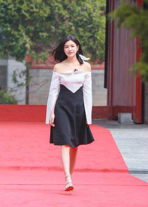 《我們來了》小龍女陳妍希加盟 新手媽媽火辣來襲