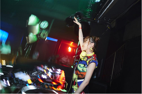 首位中國(guó)女DJ受邀前往西班牙電音島！