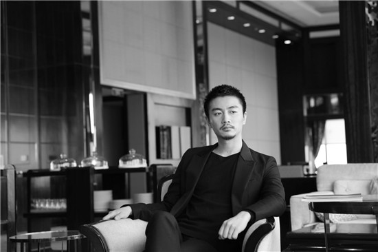 陳曉出席江蘇衛(wèi)視活動(dòng) 角色多變被贊可塑性強(qiáng)