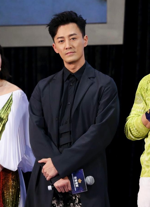 林峯承認與吳千語分手：以后不再談感情事
