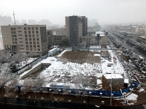 中建鋼構(gòu)內(nèi)蒙古經(jīng)理部各項(xiàng)目雪中奮戰(zhàn)