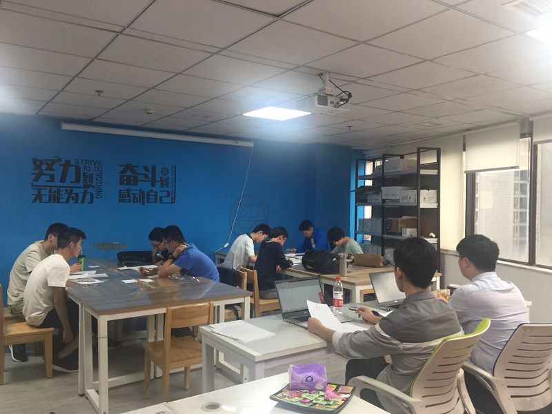 面試現(xiàn)場.jpg