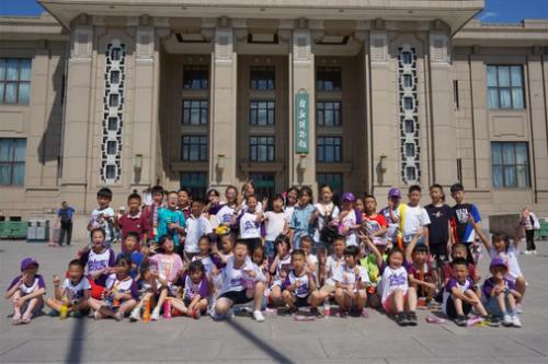 成都市站東小學(xué)北京研學(xué)落幕，世紀(jì)明德提供綜合服務(wù)