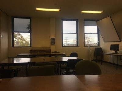 墨爾本大學(xué)語言班