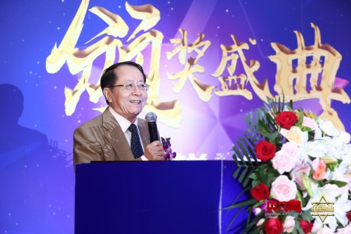 中國(guó)教育學(xué)會(huì)常務(wù)副會(huì)長(zhǎng)劉堂江