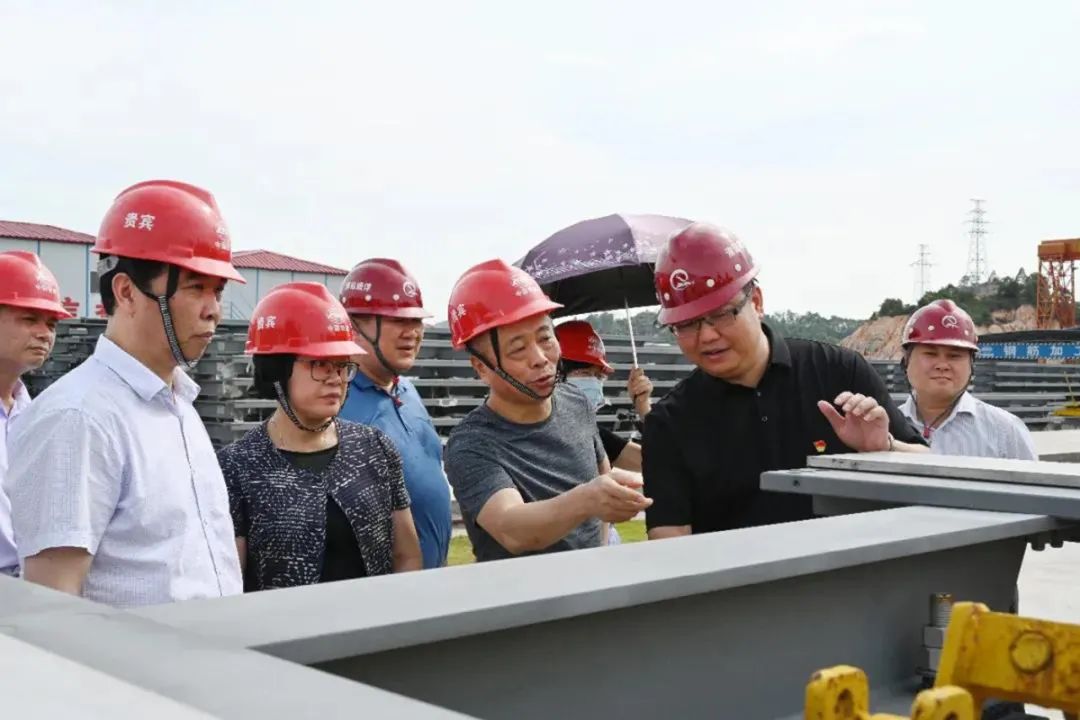 清遠(yuǎn)市政協(xié)副主席陳建華率隊(duì)考察清遠(yuǎn)磁浮項(xiàng)目
